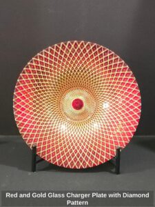 Red-and-Gold-Glass-Charger-Plate-with-Diamond-Pattern