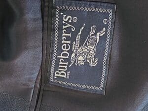 Burberrys-Pure-Wool-Suit-third-image-Copy
