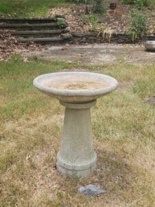 Campania-International-Isleboro-Birdbath