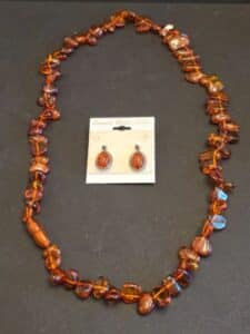 Genuine-Baltic-Amber-Necklace-and-Earrings-Set
