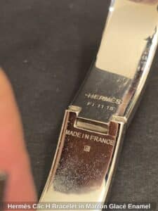Herms-Clic-H-Bracelet-in-Marron-Glac-Enamel-sixth-image