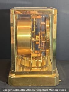 Jaeger-LeCoultre-Atmos-Perpetual-Motion-Clock-third-image