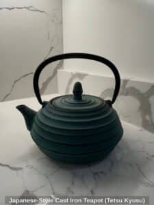 Japanese-Style-Cast-Iron-Teapot-Tetsu-Kyusu-Copy-2-Copy