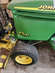 John-Deere-GT-Riding-Mower-third-image