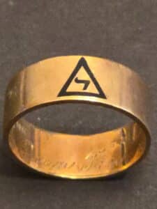 K-Gold-Masonic-Scottish-Rite-th-Degree-Ring-with-Virtus-Junxit-Mors-Non-Separabit-and-Dean-Tice-Engraving