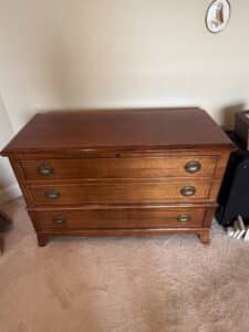 Lane-Cedar-Chest-Model-Cedar-Chest-with-Drawers