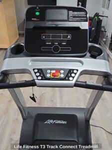 Life-Fitness-T-Track-Connect-Treadmill-third-image