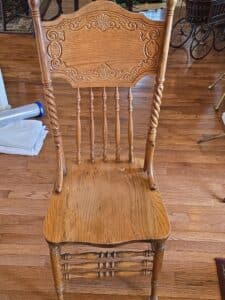 Oak-Dining-Table-with-Six-Chairs-and-Leaf-third-image
