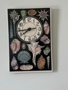 Santa-Barbara-Ceramic-Design-Seashell-Motif-Wall-Clock