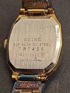 Seiko-Womens-Gold-Tone-Octagonal-Case-Quartz-Watch-third-image
