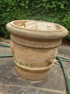 Terracotta-Anduze-Planter