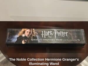 The-Noble-Collection-Hermione-Grangers-Illuminating-Wand