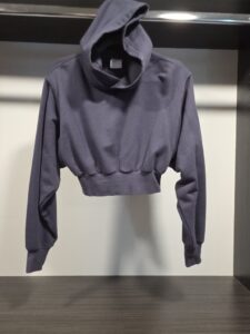 Tna-Aritzia-AiryAF-Fleece-Cropped-Hoodie