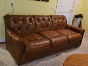 Tufted-Leather-Sofa