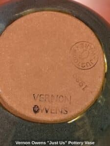 Vernon-Owens-Just-Us-Pottery-Vase-third-image