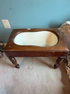 Victorian-Bidet-Table-with-Ceramic-Basin-second-image