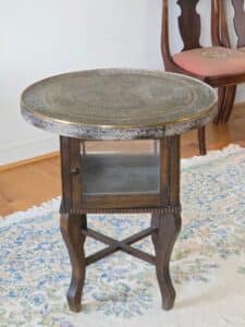 Victorian-Brass-and-Wood-Side-Table-with-Engraved-Oriental-Top