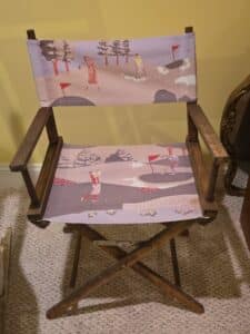 Vintage-Directors-Chair-with-Mid-Century-Golf-Scene-Fabric