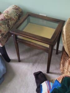 Vintage-Display-Curio-End-Table-with-Glass-Top