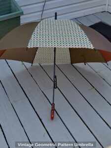Vintage-Geometric-Pattern-Umbrella-second-image