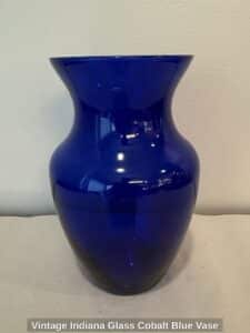 Vintage-Indiana-Glass-Cobalt-Blue-Vase