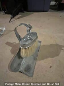 Vintage-Metal-Crumb-Dustpan-and-Brush-Set