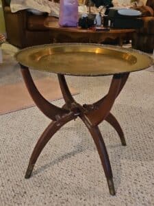 Vintage-Mid-Century-Brass-Tray-Table-with-Spider-Leg-Base