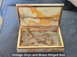 Vintage-Onyx-and-Brass-Hinged-Box-second-image