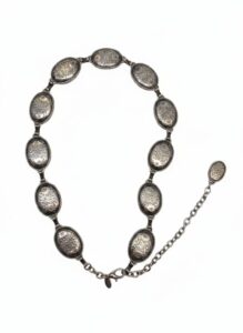 Vintage-Silver-Tone-Floral-Engraved-Oval-Concho-Belt