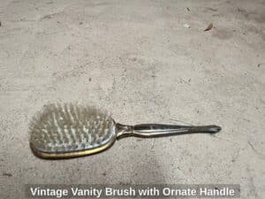 Vintage-Vanity-Brush-with-Ornate-Handle