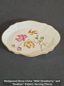 Wedgwood-Bone-China-Wild-Strawberry-and-Swallow-Pattern-Serving-Pieces-second-image