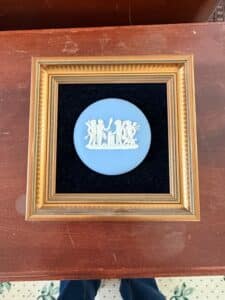 Wedgwood-Jasperware-Cameo-Brooch-1