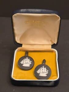 Wedgwood-Sterling-Silver-Black-Basalt-Jasperware-Ship-Cufflinks