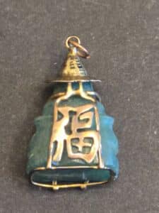 k-Gold-Carved-Jadeite-Buddha-Pendant-with-Chinese-Character-third-image