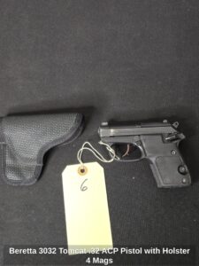 Beretta-Tomcat-.-ACP-Pistol-with-Holster-Mags-fifth-image