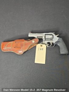 Dan-Wesson-Model-.-Magnum-Revolver-fourth-image