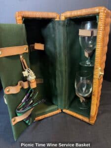 Picnic-Time-Wine-Service-Basket-second-image