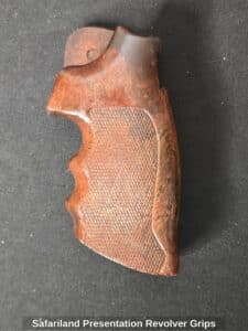 Safariland-Presentation-Revolver-Grips