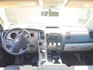 Toyota-Tundra-CrewMax-fifth-image