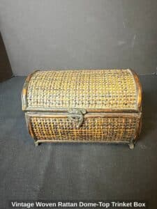 Vintage-Woven-Rattan-Dome-Top-Trinket-Box
