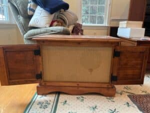 Ethan-Allen-Heirloom-Nutmeg-Maple-Wooden-Storage-Chest-with-Louvered-Doors-second-image