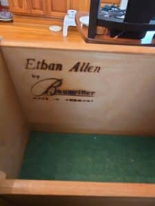 Ethan-Allen-by-Baumritter-Hutch-second-image