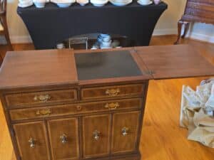 Henredon-th-Century-Portfolio-Sideboard-or-Bar-Cabinet-second-image