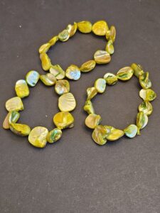 Iridescent-Mother-of-Pearl-Chip-Bracelets-Set-of-