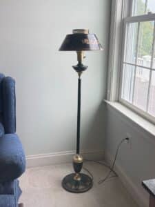 Vintage-Black-and-Gold-Toleware-Floor-Lamp