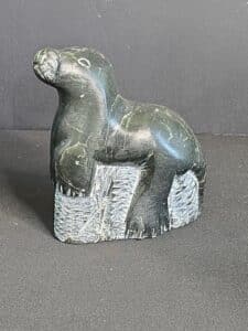 Vintage-Inuit-Soapstone-Carving-of-a-Seal