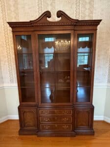 Vintage-Mahogany-Breakfront-China-Cabinet-by-Henredon-1