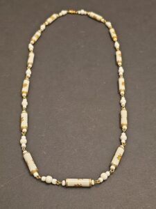 Vintage-Porcelain-Rose-Bead-Necklace