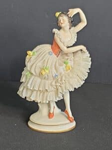 Volkstedt-Dresden-Lace-Ballerina-Figurine-Made-in-Germany