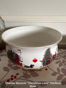 Charles-Wysocki-Christmas-Love-Teleflora-Bowl-third-image